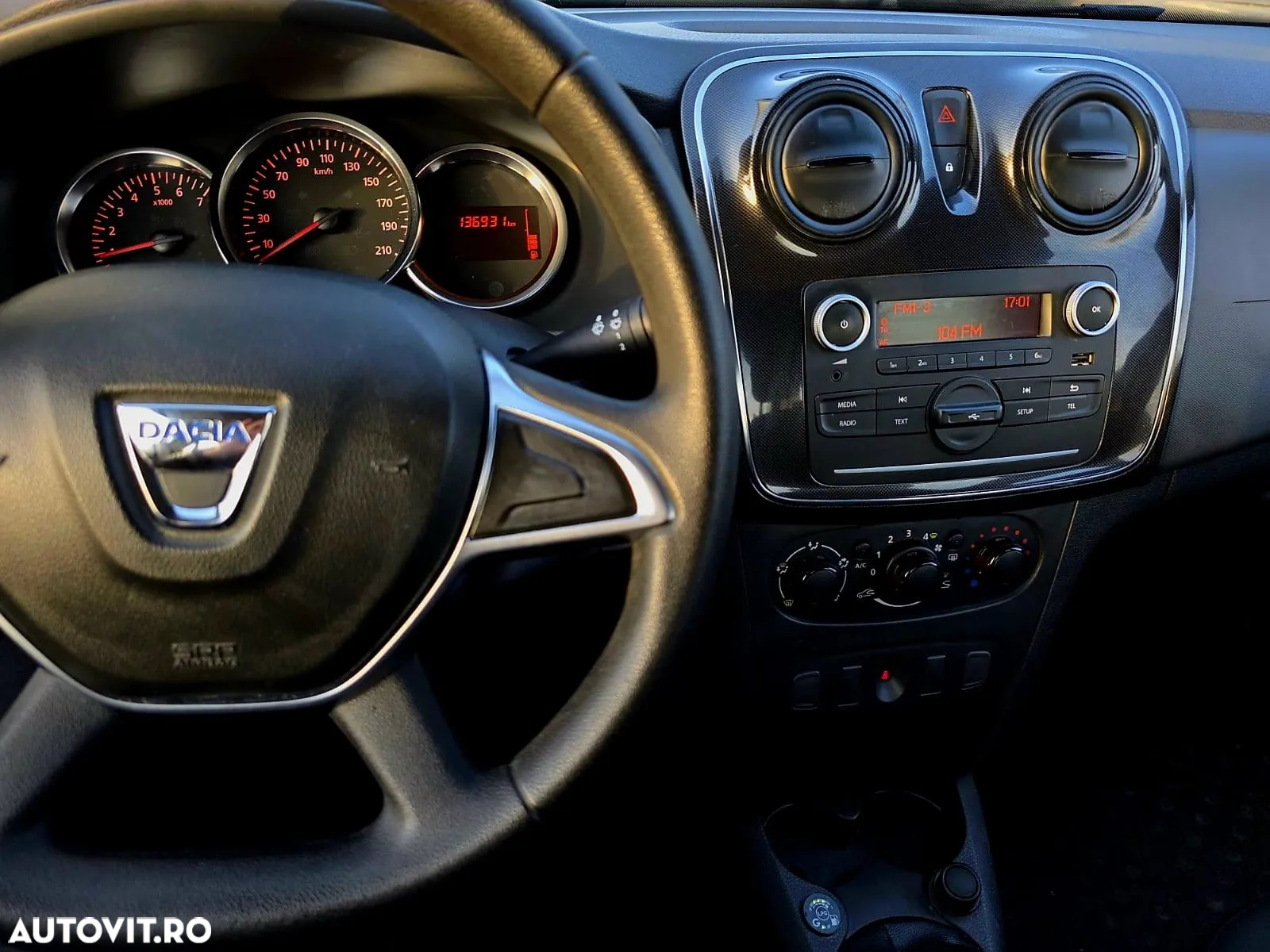 Dacia Logan ECO-G 100 Essential - 4