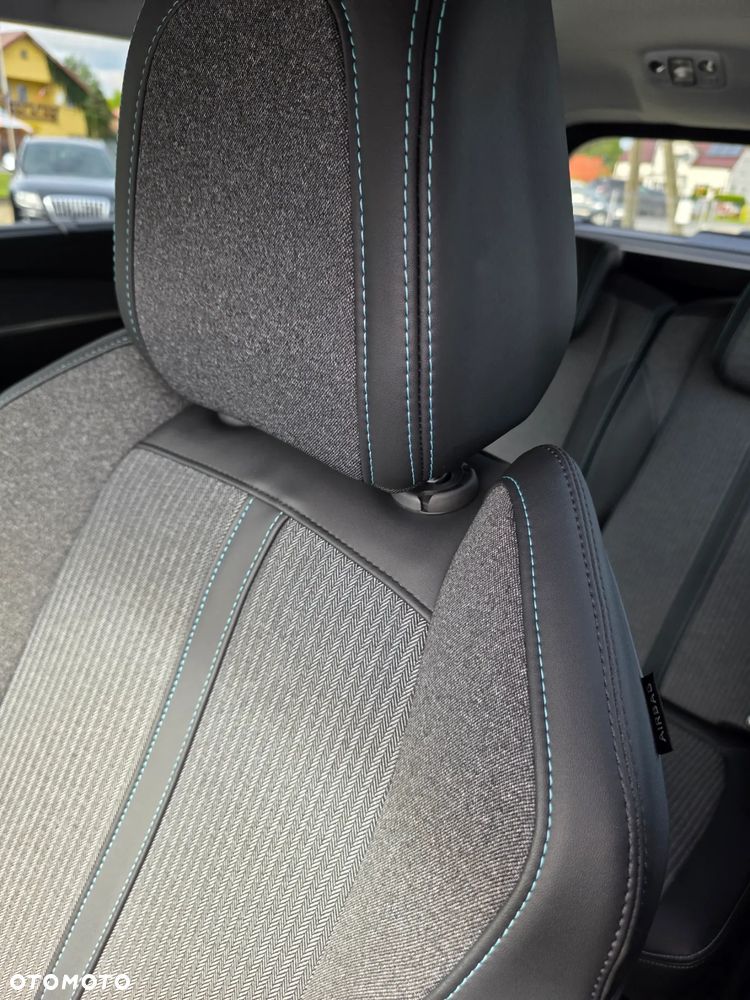 Peugeot 5008 - 15