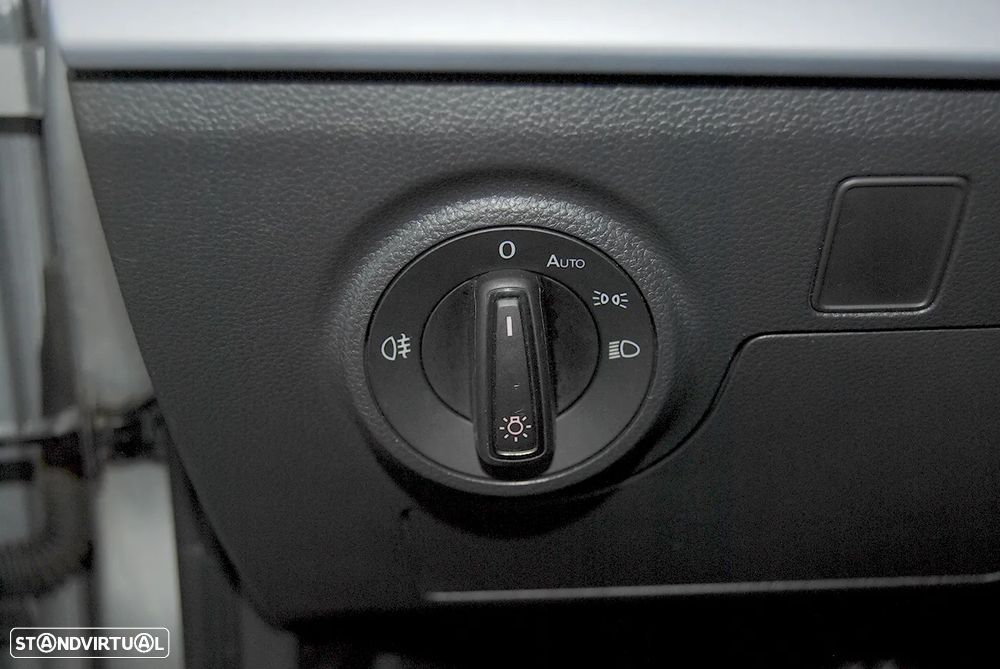 SEAT Arona 1.0 TSI FR - 19