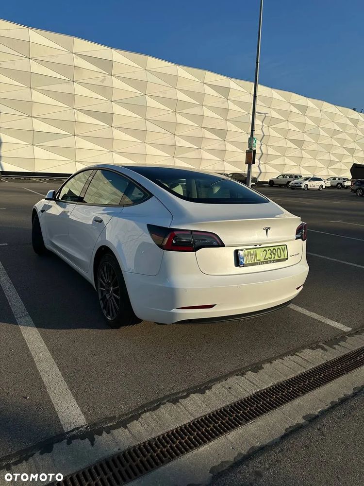 Tesla Model 3 Langstreckenbatterie Allradantrieb Dual Motor - 6