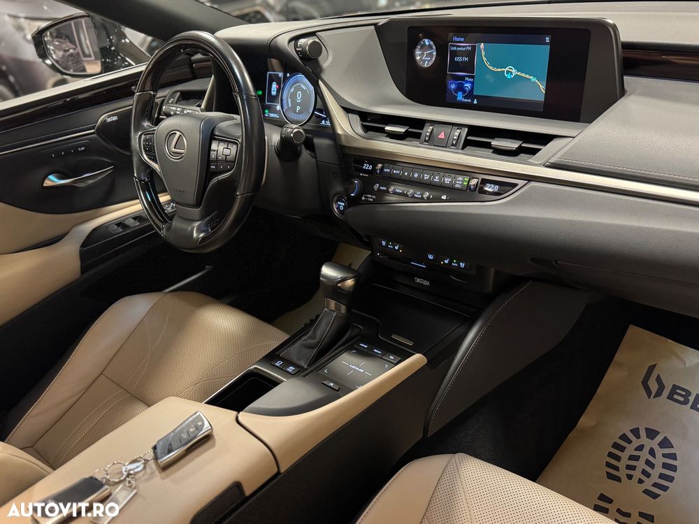Lexus Seria ES 300h Business Edition - 13