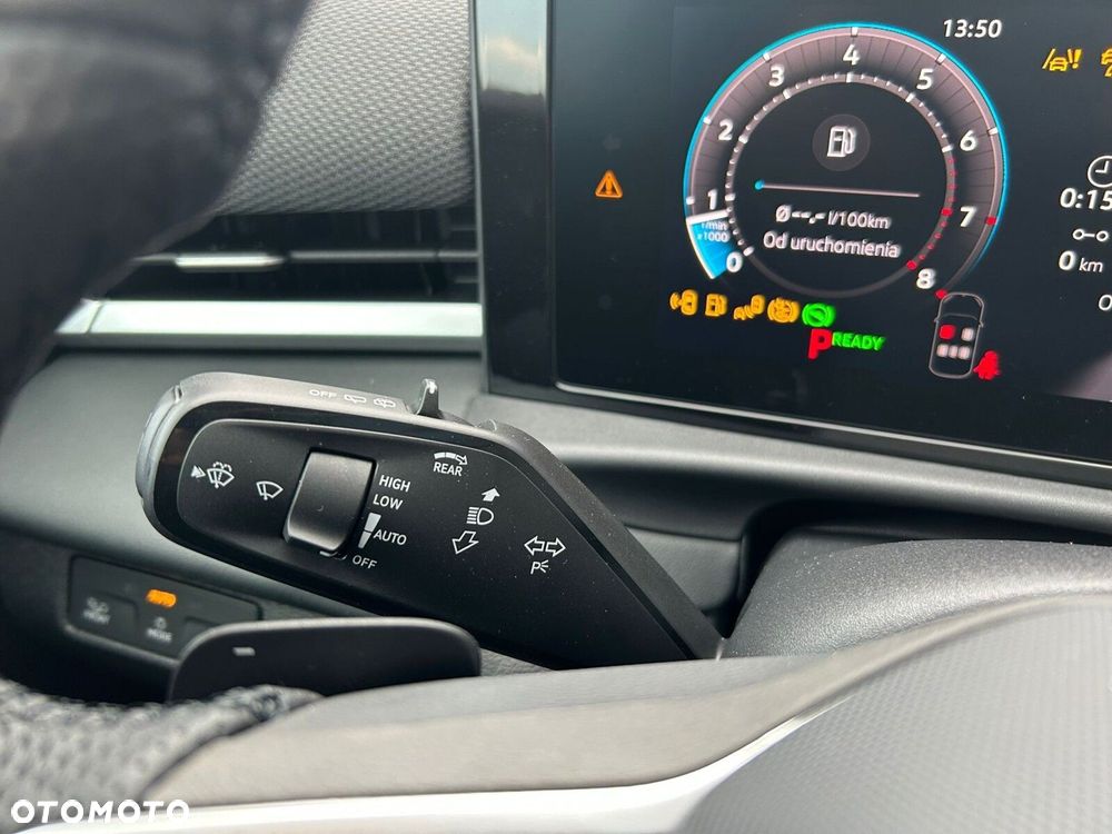 Volkswagen T-Roc - 14