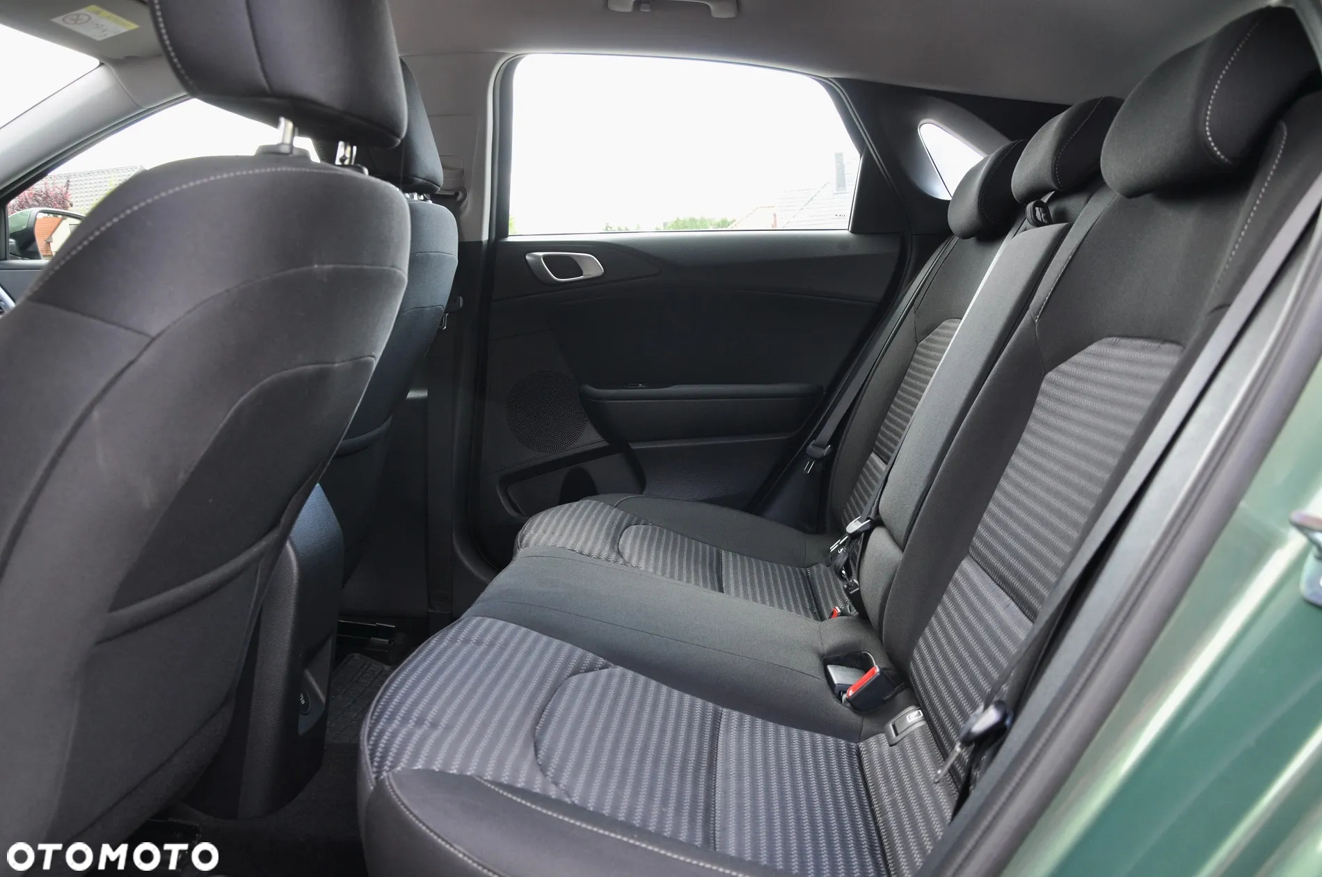 Kia Ceed 1.5 T-GDI M - 14