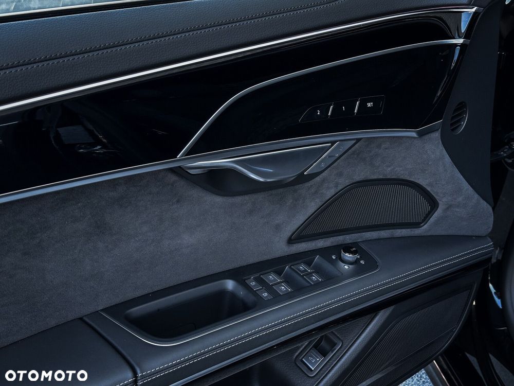 Audi A8 - 15