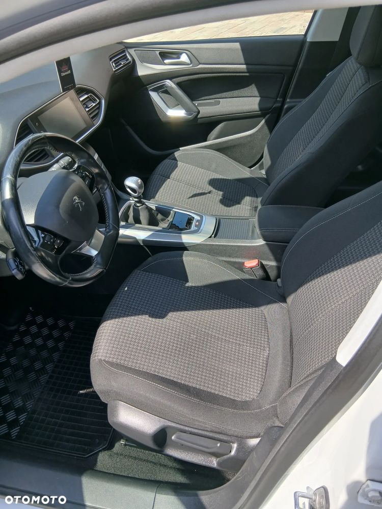 Peugeot 308 1.5 BlueHDi Business Line S&S - 5