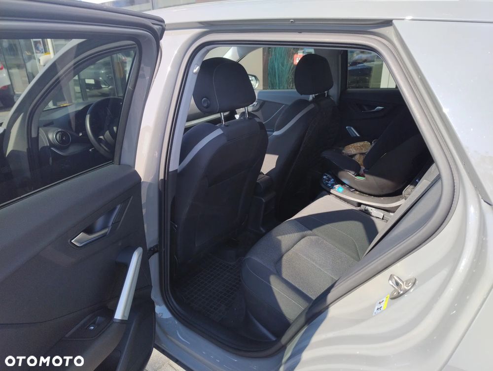 Audi Q2 35 TFSI Sport S tronic - 9