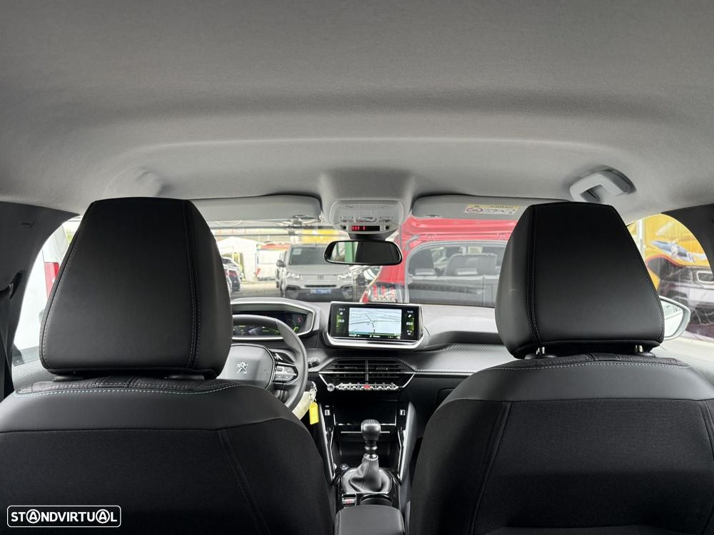 Peugeot 208 1.2 PureTech Allure - 45