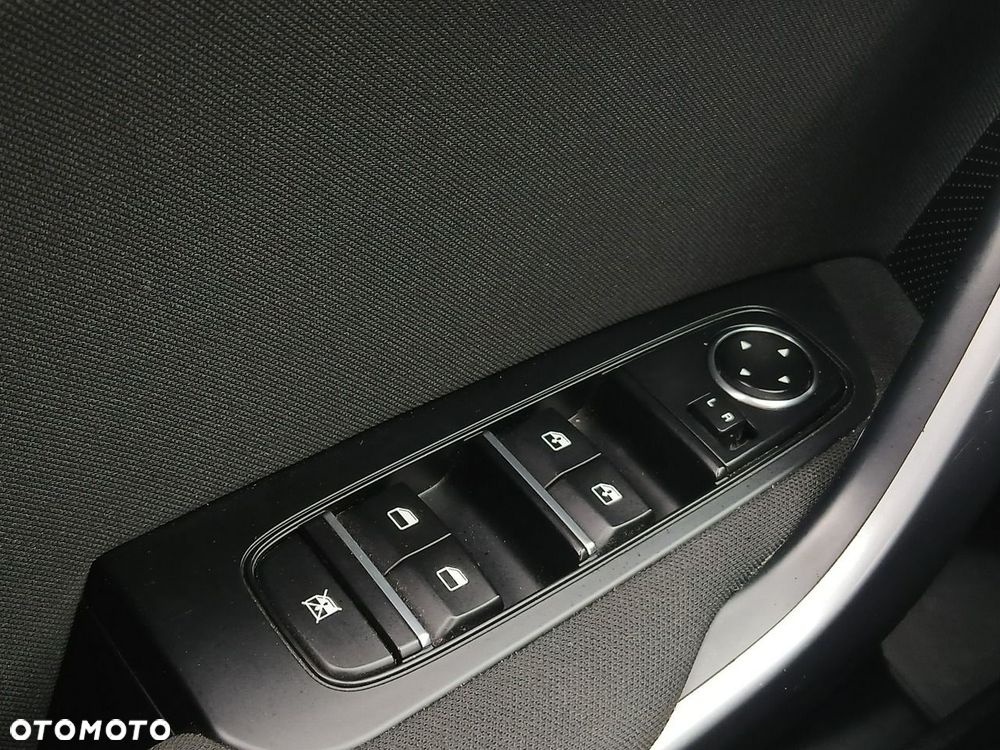 Kia Ceed 1.4 T-GDI M - 27