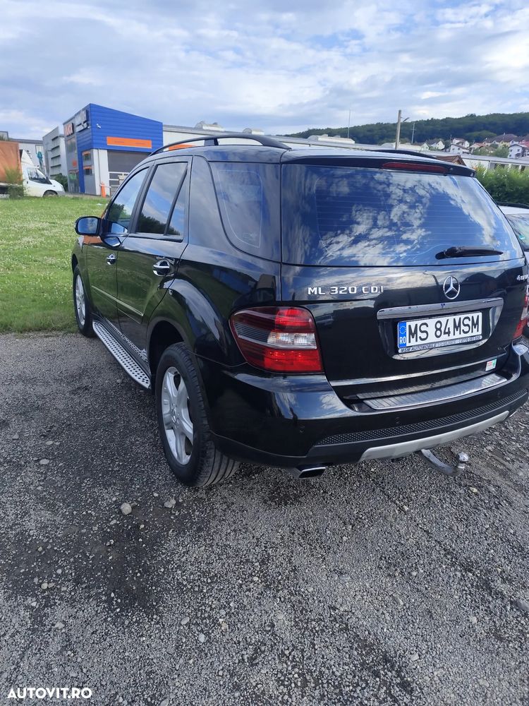 Mercedes-Benz ML 320 CDI Aut - 10