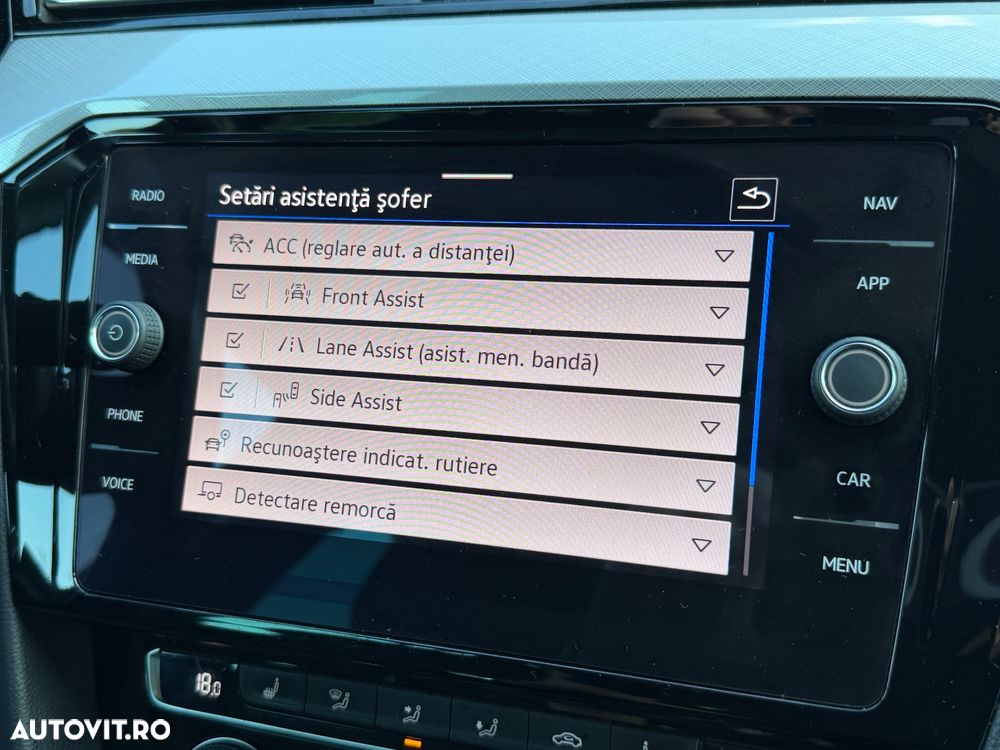 Volkswagen Passat 2.0 TDI SCR DSG Business - 29