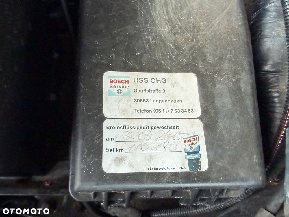 Ford Mondeo 1.8 CLX - 25