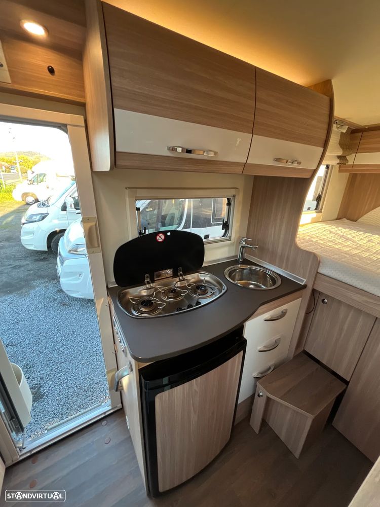 Burstner Travel Van 590 - 26