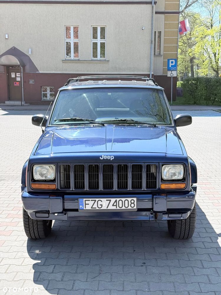 Jeep Cherokee - 7