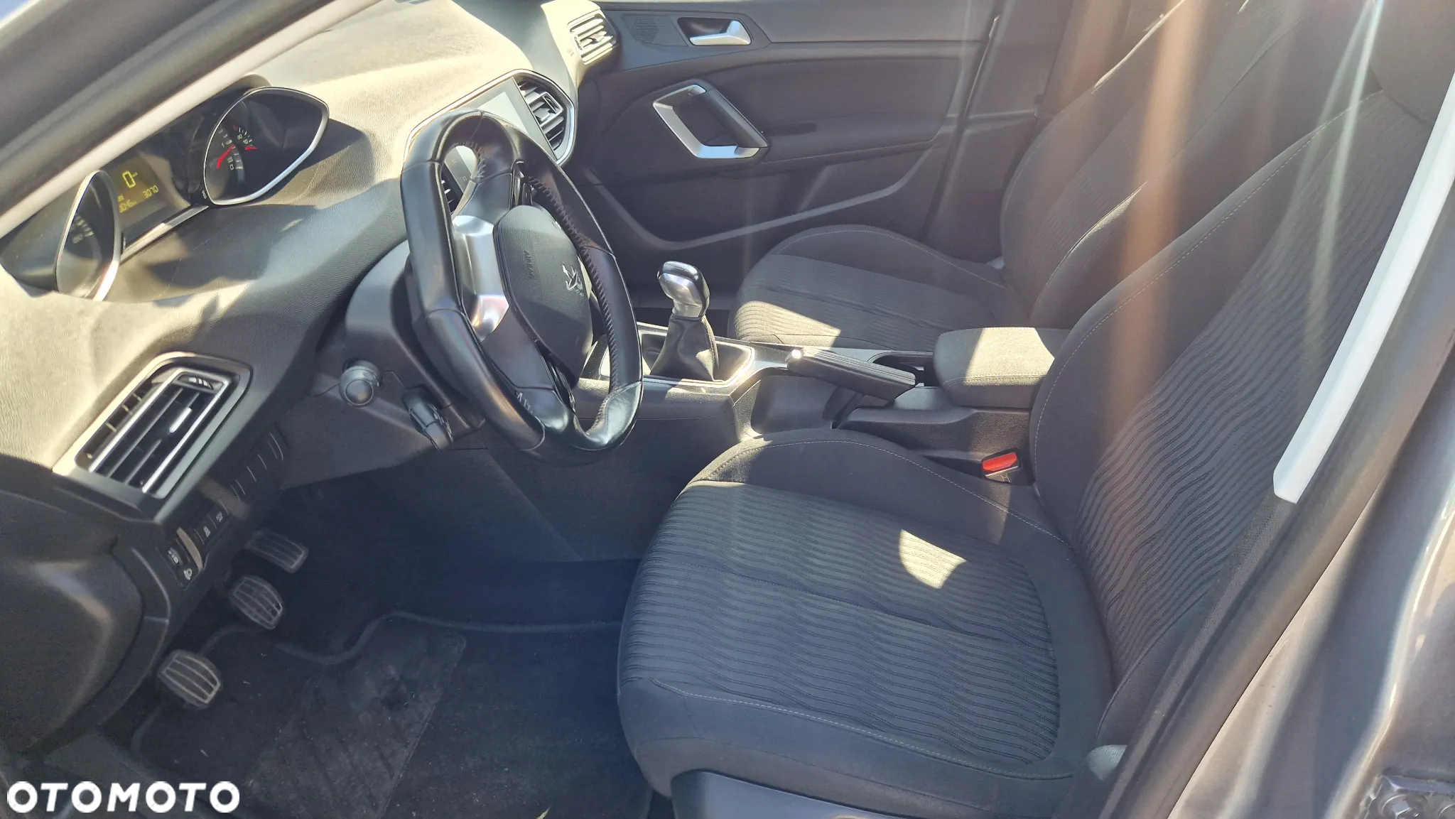 Peugeot 308 1.6 HDi Active - 23