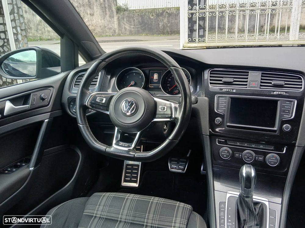 VW Golf 2.0 TDi GTD DSG - 17