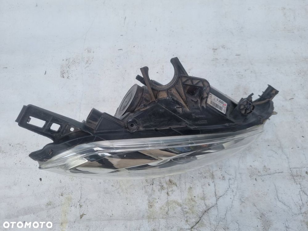 LAMPA PRZOD PRZEDNIA PRAWA CITROEN BERLINGO PARTNER III LIFT 15- EU - 5