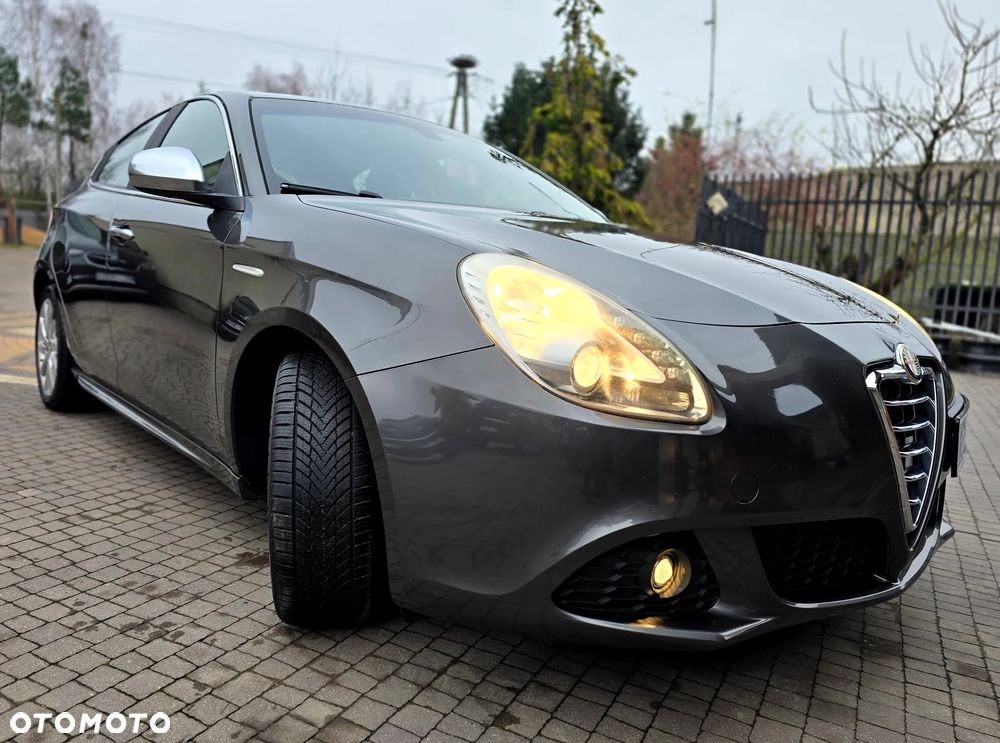 Alfa Romeo Giulietta - 8