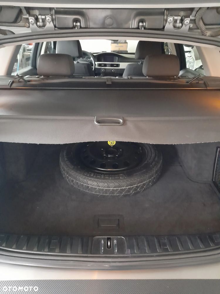 BMW Seria 3 318d - 10
