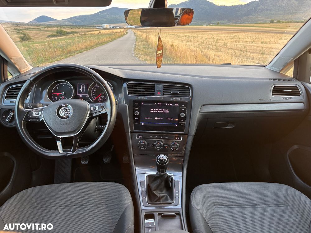 Volkswagen Golf 1.6 TDI SCR Comfortline - 7