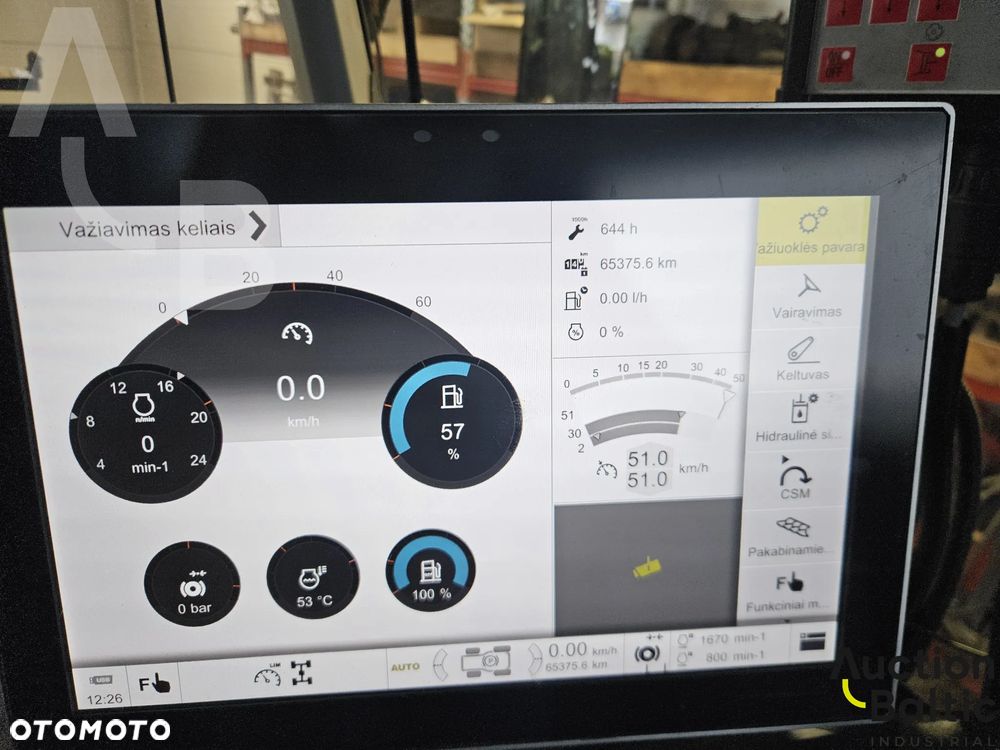 Claas Xerion 5000 Trac - 4