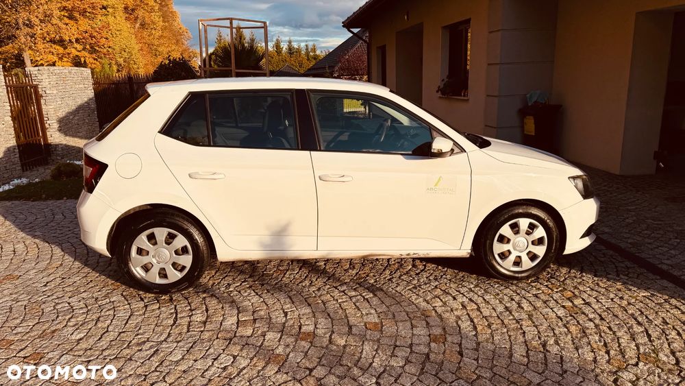 Skoda Fabia 1.0 Ambition - 4