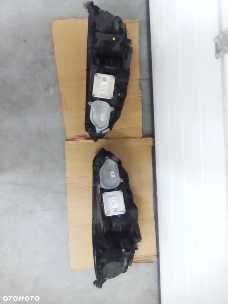 Reflektor Lampa prawa  przód full led Vw Passat B8 2018r. 3G1 941 081 G,3G1 941 082 G - 3