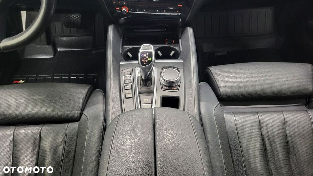 BMW X6M - 22