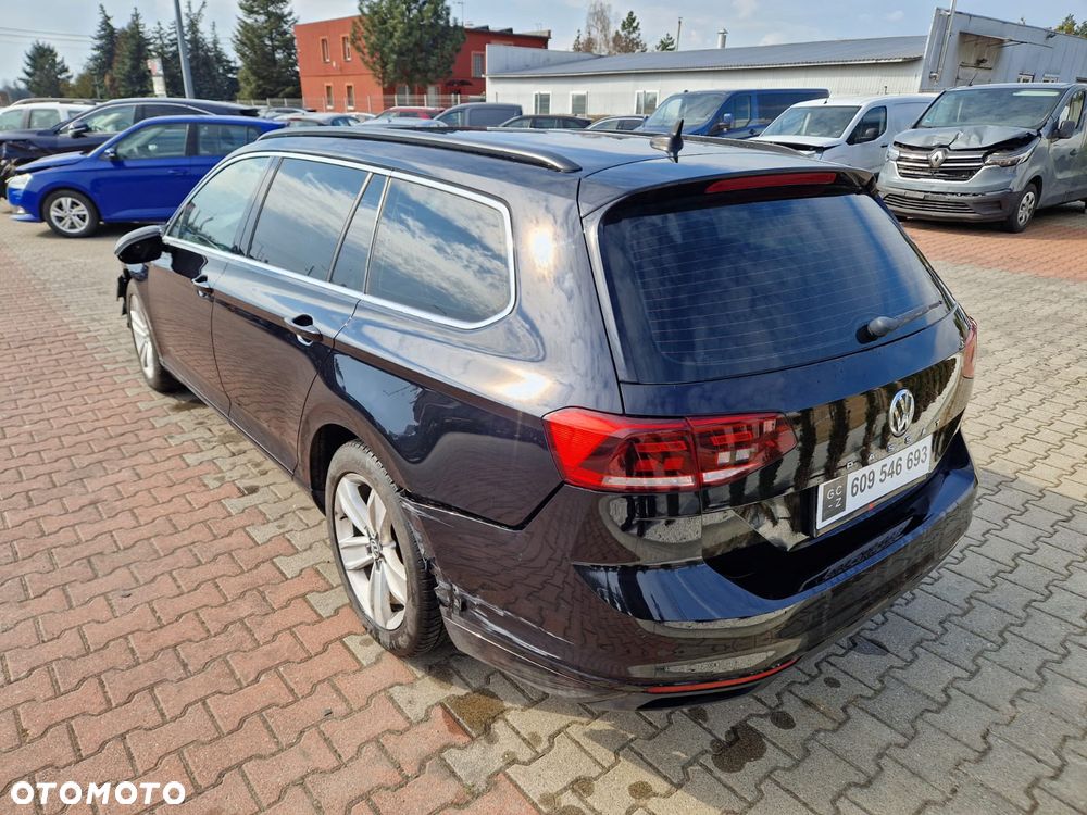 Volkswagen Passat 2.0 TDI Business DSG - 4