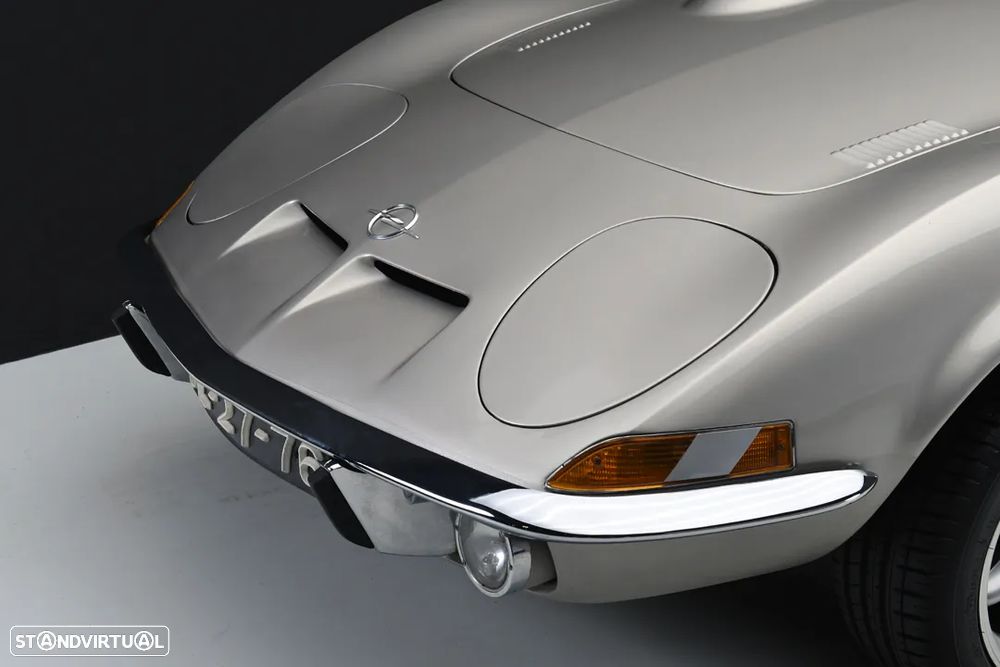 Opel GT - 4