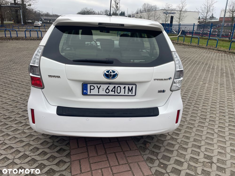 Toyota Prius+ (Hybrid) - 7