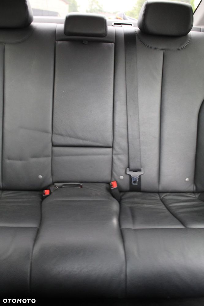 KANAPA TYŁ TYLNA NIESKŁADANA BMW F30 SKÓRA - 3