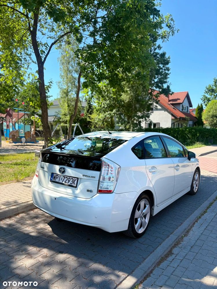 Toyota Prius - 24