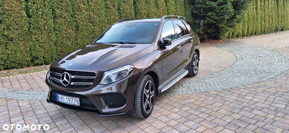 Mercedes-Benz GLE - 1