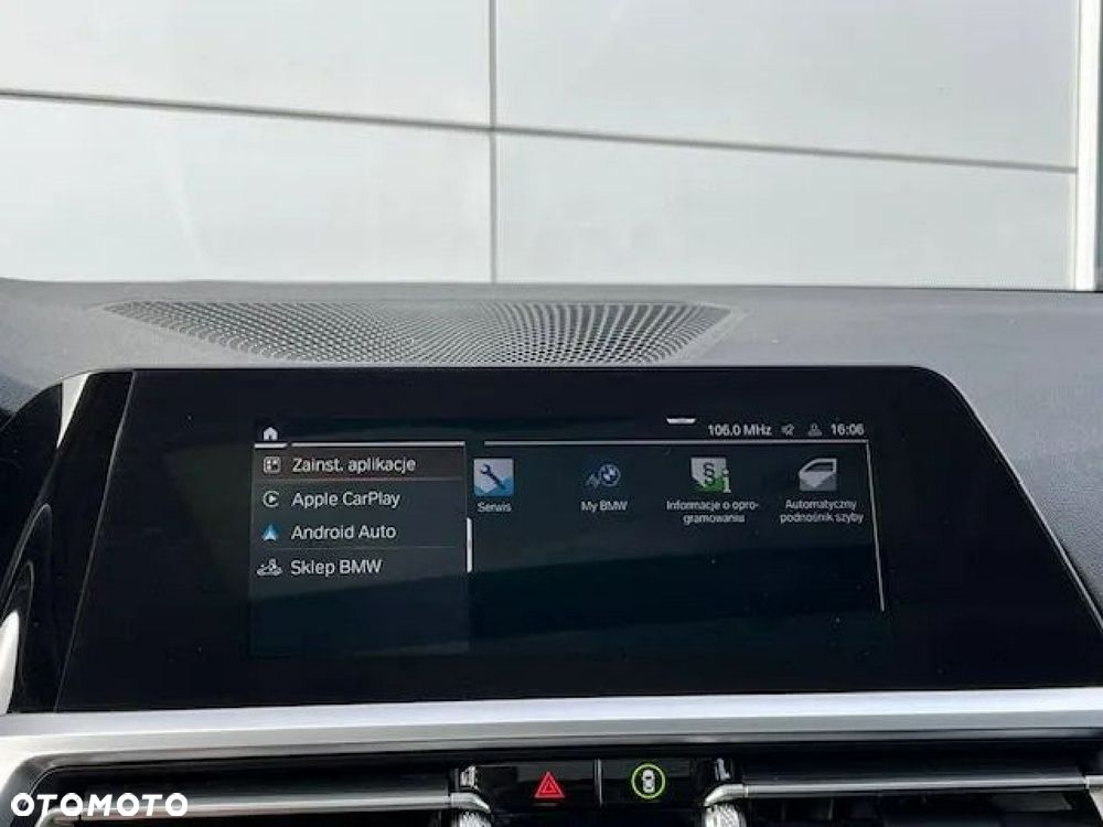 BMW Seria 3 318d Sport Line - 39