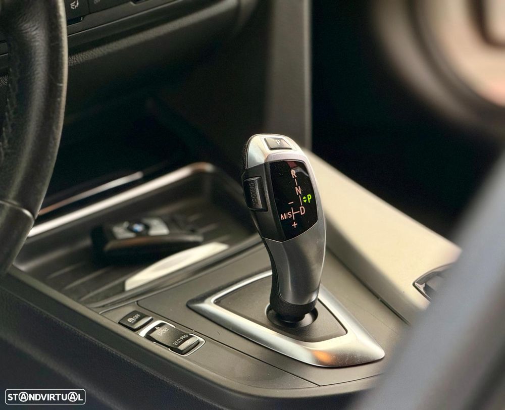 BMW 320 d Aut. Efficient Dynamics Edition - 12