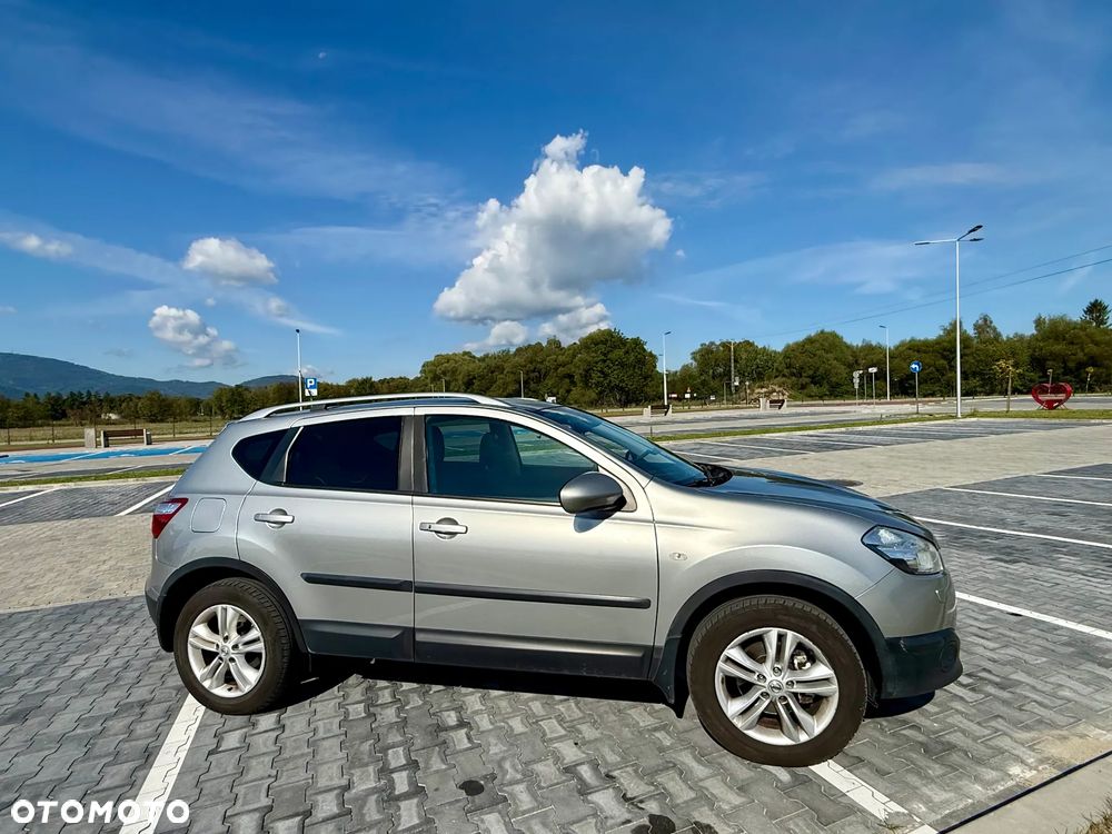 Nissan Qashqai - 11
