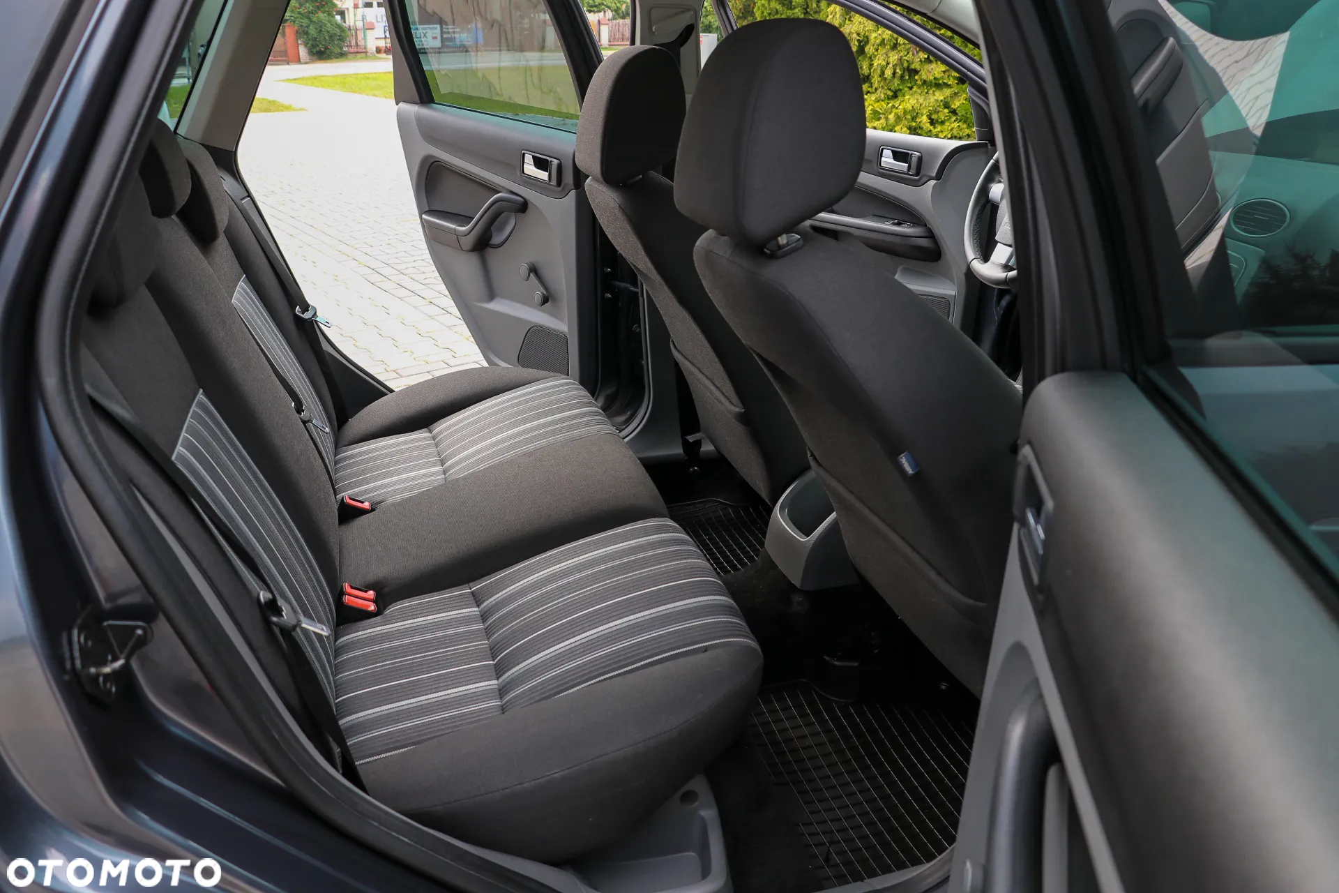 Ford Focus 1.6 16V Style - 20