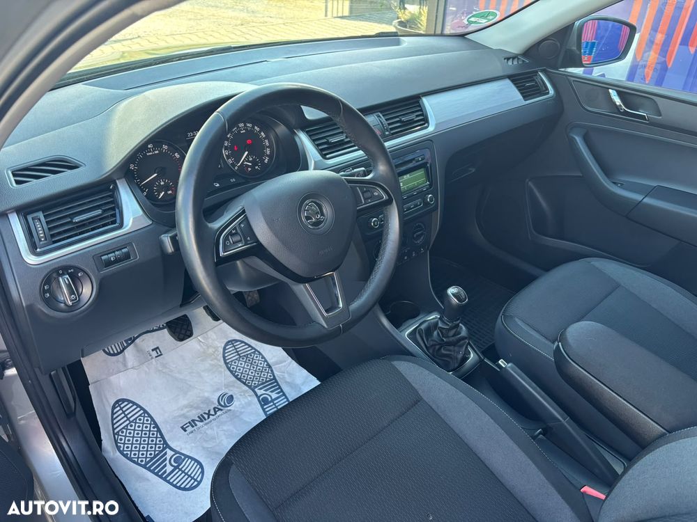 Skoda RAPID 1.2 TSI Ambition - 14