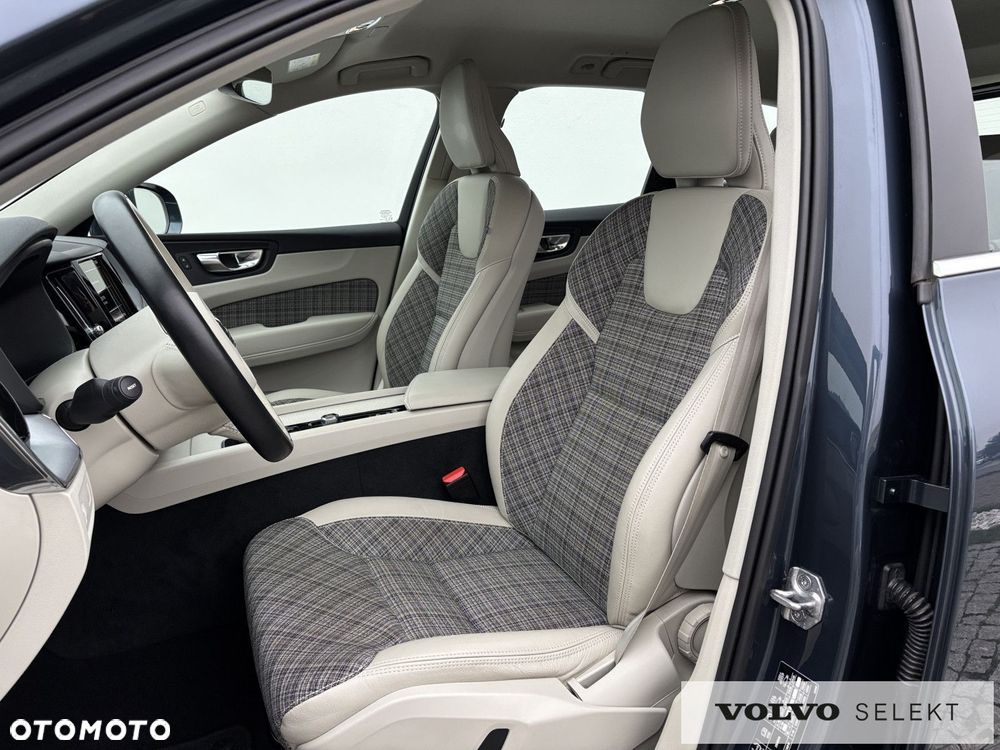 Volvo XC 60 - 8