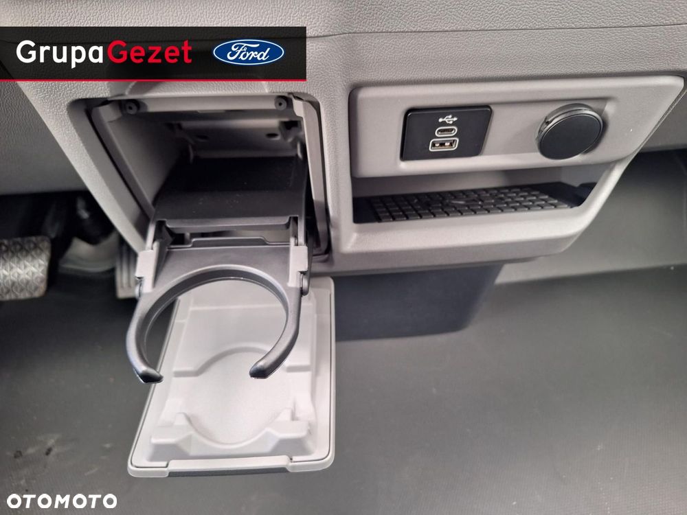 Ford Transit Custom - 11