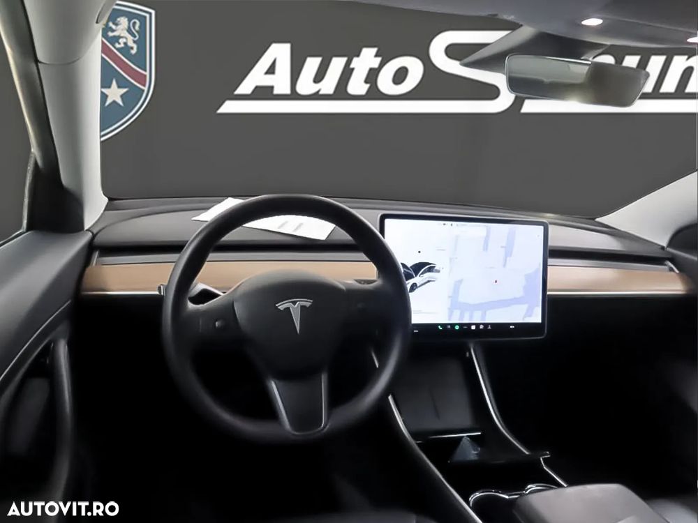 Tesla Model 3 Standard Reichweite Plus Hinterradantrieb - 4