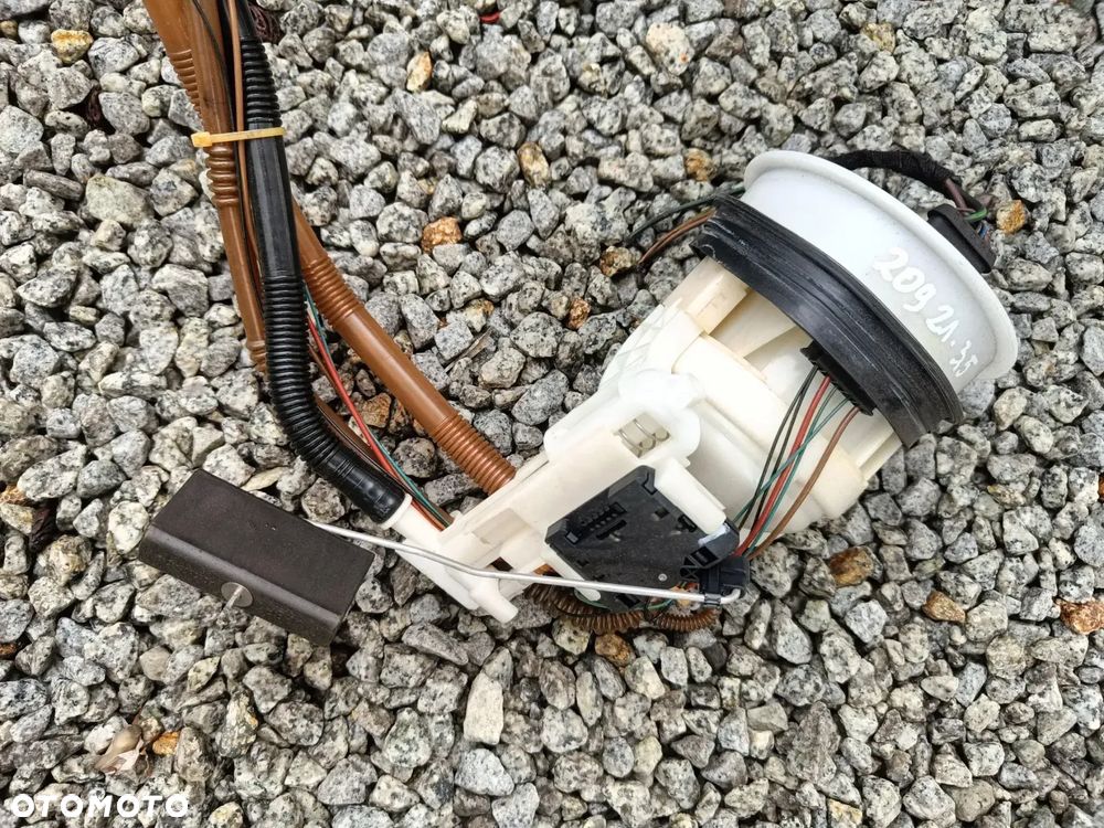 MERCEDES W203 W209 CLK 3.0 3.5 V6 OM272 BENZYNA CZUJNIK PŁYWAK POZIOMU PALIWA a2c53082728 - 2