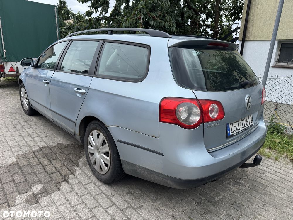 Volkswagen Passat - 2