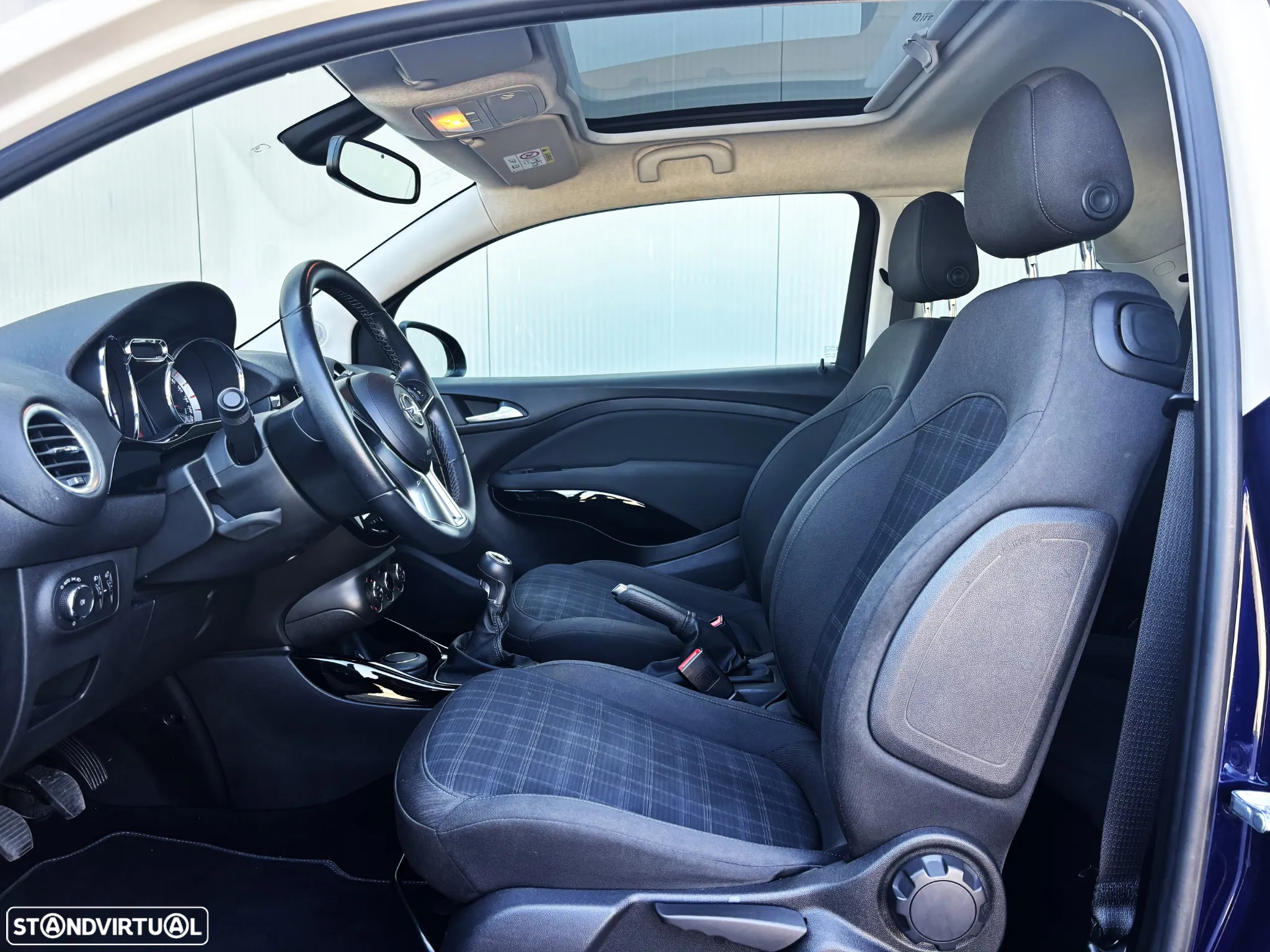 Opel Adam 1.0 T Glam - 11