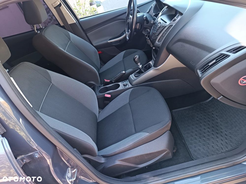 Ford Focus 1.6 TDCi DPF Start-Stopp-System Trend - 9