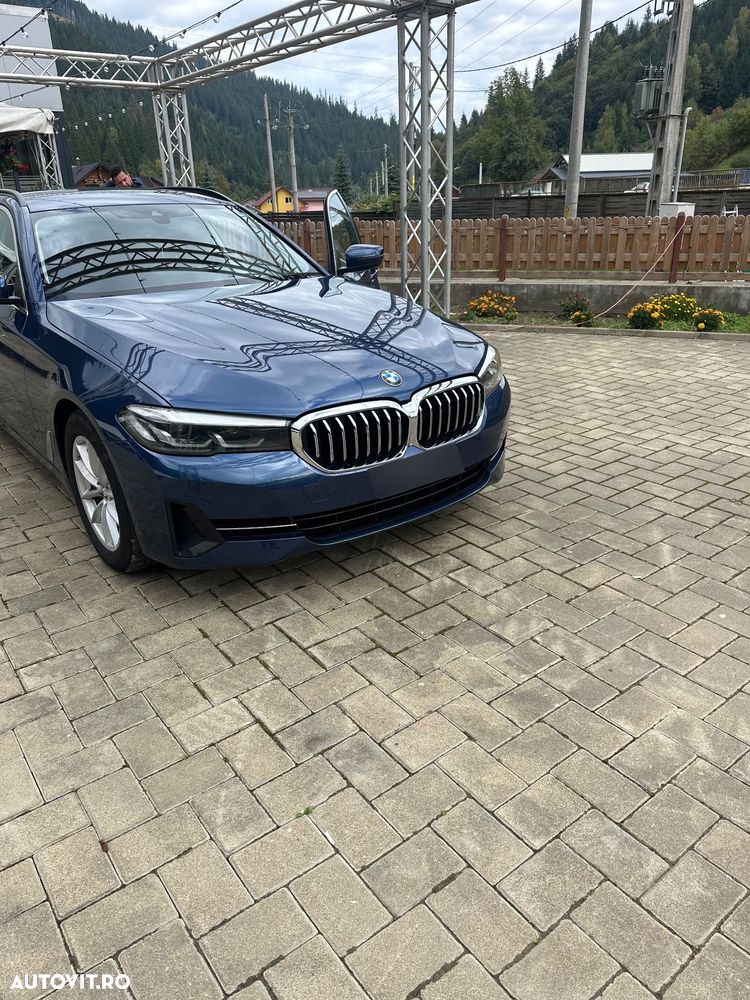 BMW Seria 5 2021 photo 3