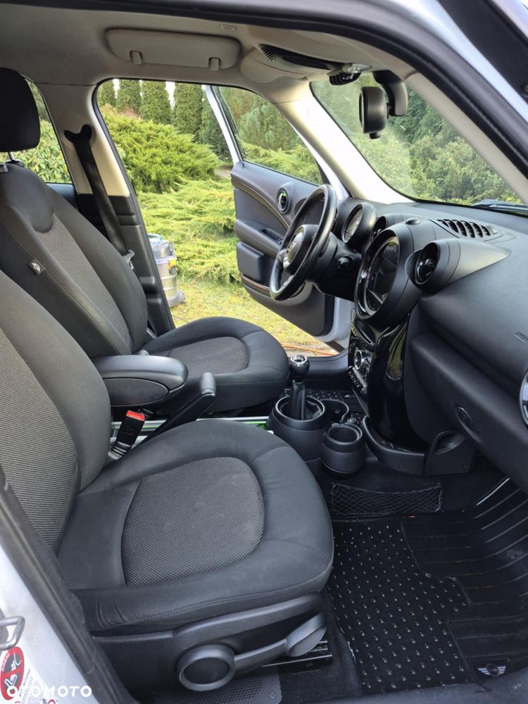 MINI Countryman Cooper D - 24