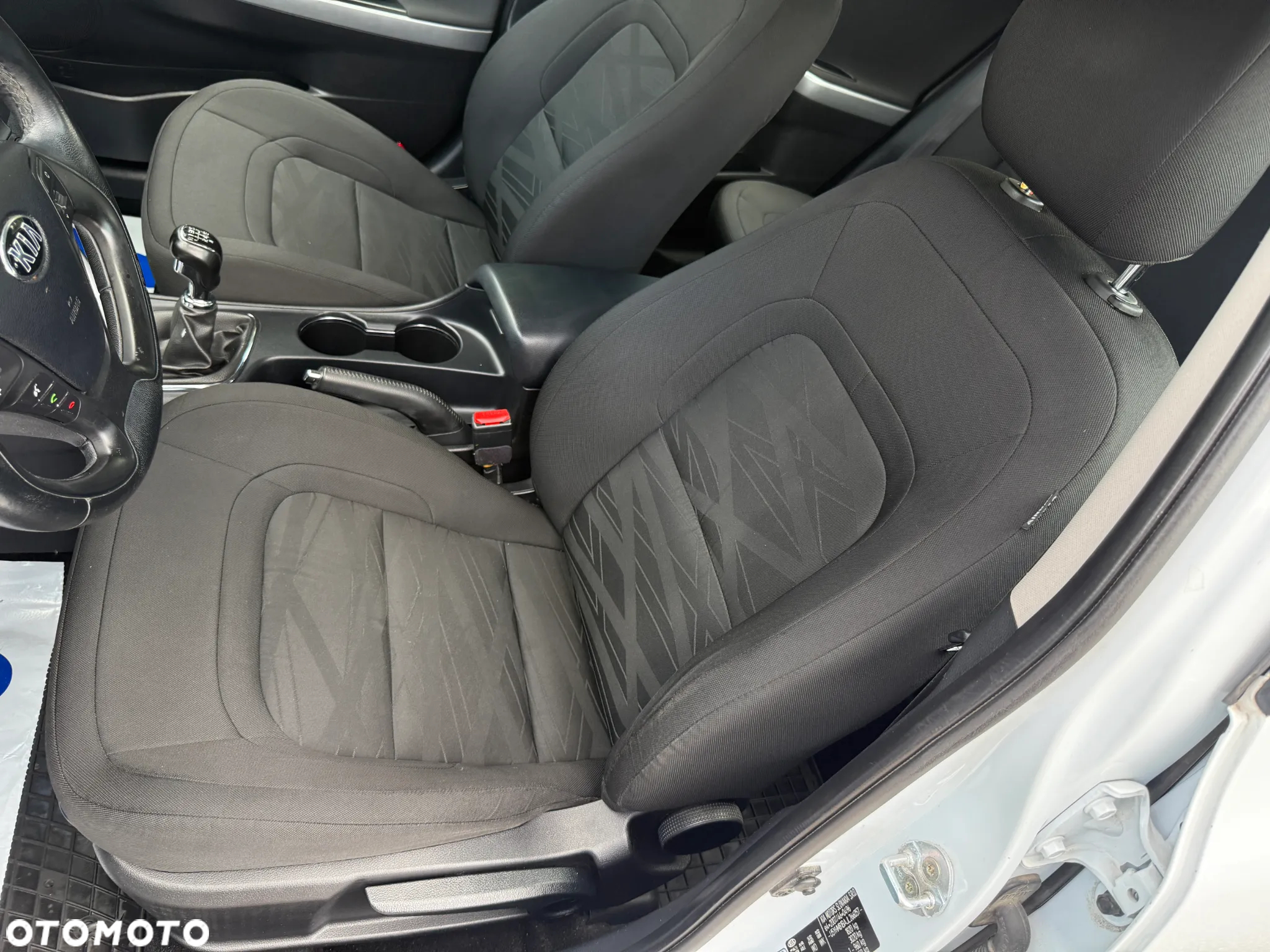 Kia Ceed 1.4 S - 11