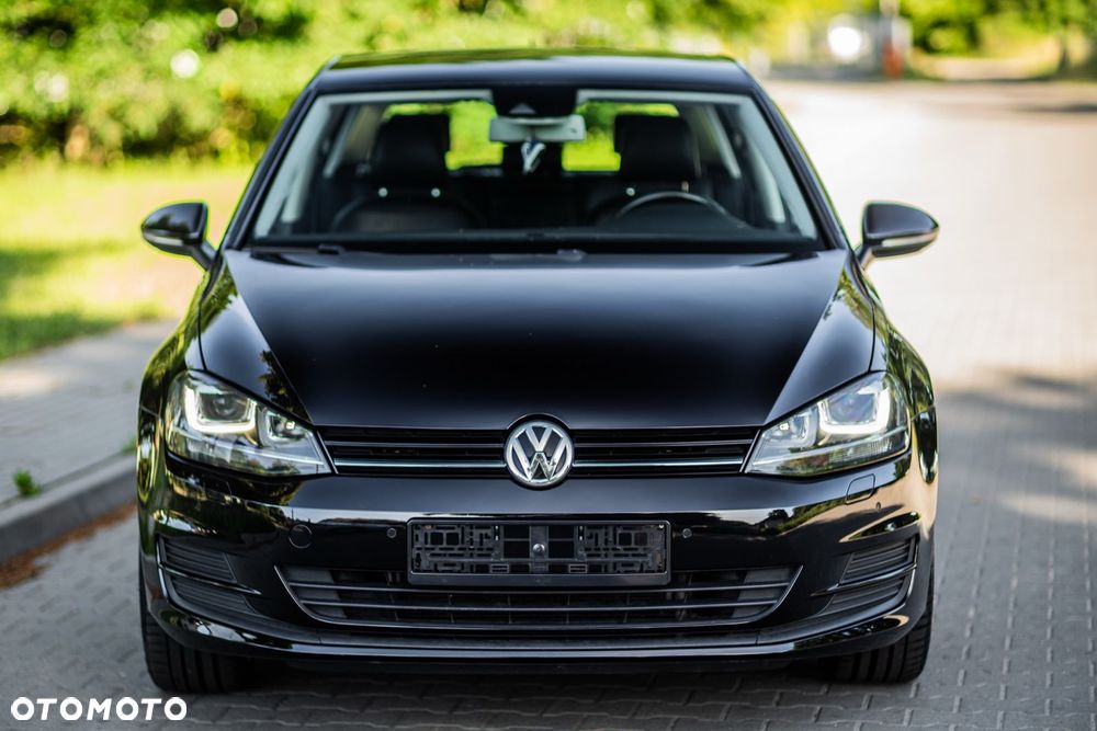 Volkswagen Golf 2.0 TDI BlueMotion Technology Edition - 5
