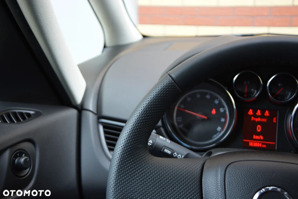 Opel Zafira Tourer 1.4 Turbo Active - 30